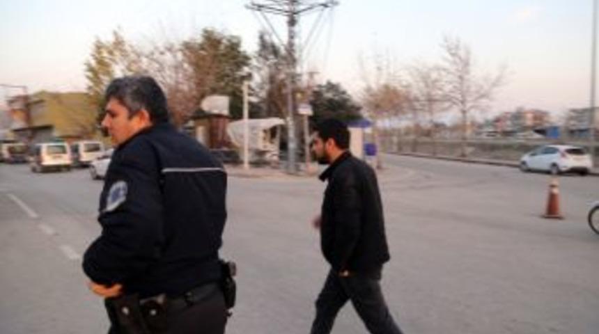 Silah &Ccedil;ekip 39 Bin Doları Gasp Ettiler