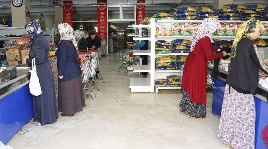 Şahinbey Belediyesi&rsquo;nden Yardımlar