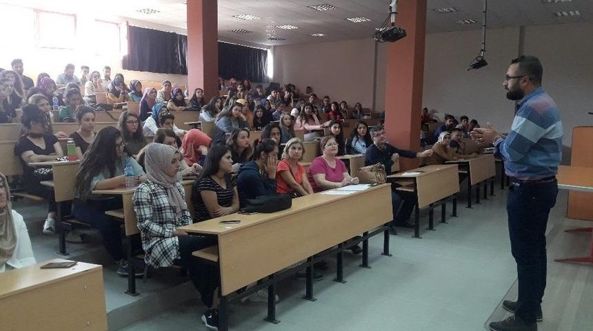 Nazilli Sağlık Hizmetleri Myo Öğrencileri Oryantasyon Eğitiminde Buluştu