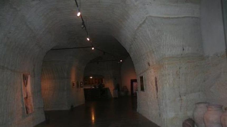 Avanos'ta Yeraltı &Ccedil;&ouml;mlek Ve Seramik M&uuml;zesi Ilgi G&ouml;r&uuml;yor