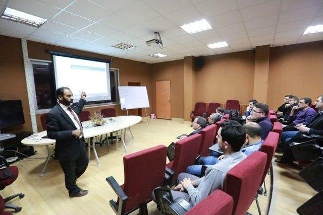 Katarlı Prof. Saferr Hussain Khan Bayburt Üniversitesinde Seminer Verdi