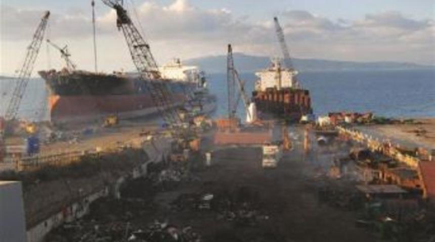 Radioactivity Risk On Angolan Ship To Turkey Stirs Debate