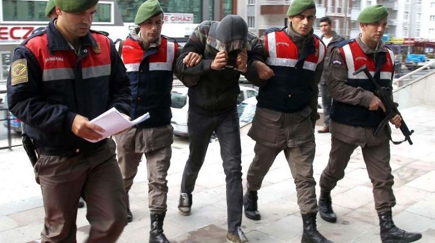 Sanayi T&uuml;p&uuml; &Ccedil;alarken Su&ccedil;&uuml;st&uuml; Yakalandı