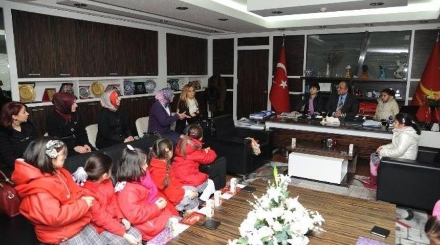 Gazipaşa İlkokulu &Ouml;ğrencilerinden Başkan Babaş&rsquo;a Ziyaret