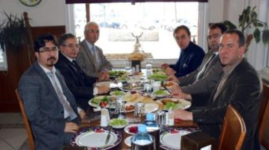 Milletvekili Vural Kavuncu&rsquo;dan G&uuml;ral&rsquo;a Tebrik Ziyareti