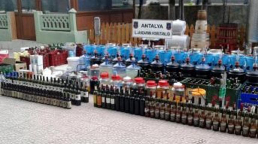 Antalya'da 1100 Litre Sahte I&ccedil;ki Ele Ge&ccedil;irildi