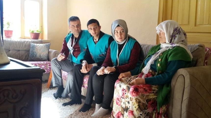 Mobil İpek Masa Ekibi Ziyaretlerini S&uuml;rd&uuml;r&uuml;yor