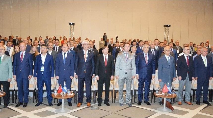 &Ouml;zselek: "vergilendirilmeler Yasalara G&ouml;re Meslek Mensuplarımızca Hesaplanmalı"