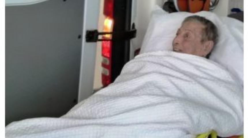 M&uuml;zeyyen Senar Zat&uuml;rre Nedeniyle Yoğun Bakımda