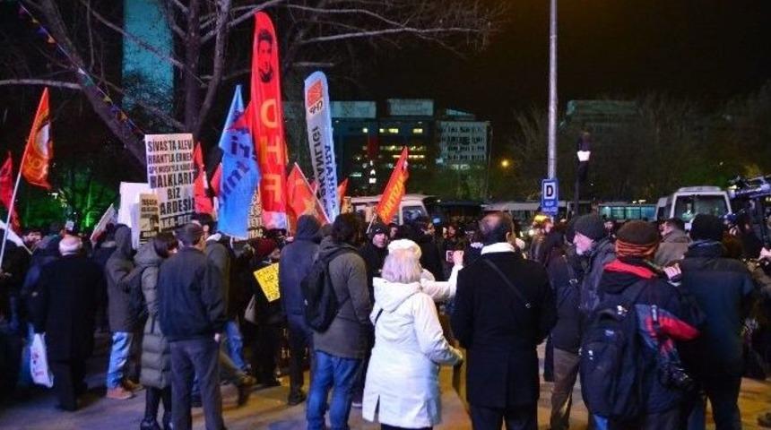 Başkent&rsquo;te Hrant Dink Anmasına Gazlı M&uuml;dahale