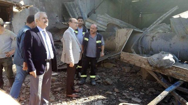 S&ouml;ke&rsquo;de Yağ Kazanı Patladı: 3 Yaralı 3