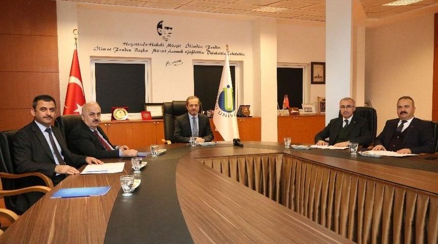 Doğu Karadeniz’in 5 Rektörü Ordu’da Buluştu