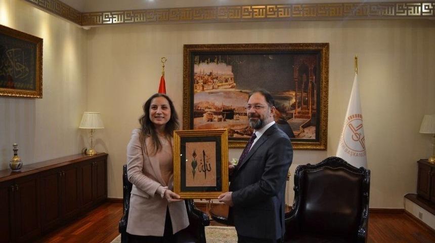 Rekt&ouml;r &Ccedil;akar, Diyanet İşleri Başkanı Prof. Dr. Ali Erbaş&rsquo;ı Ziyaret Etti