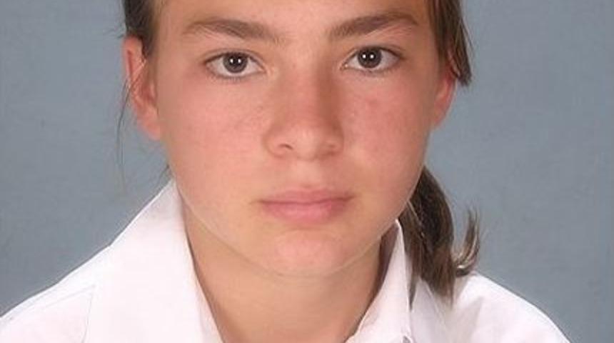 &Ccedil;aya D&uuml;şen Liseli Gen&ccedil; Kız, Hayatını Kaybetti