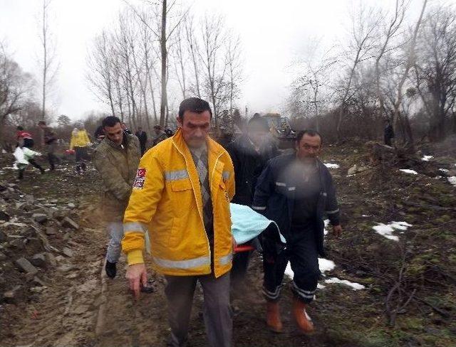 Çaya Düşen Liseli Genç Kız, Hayatını Kaybetti