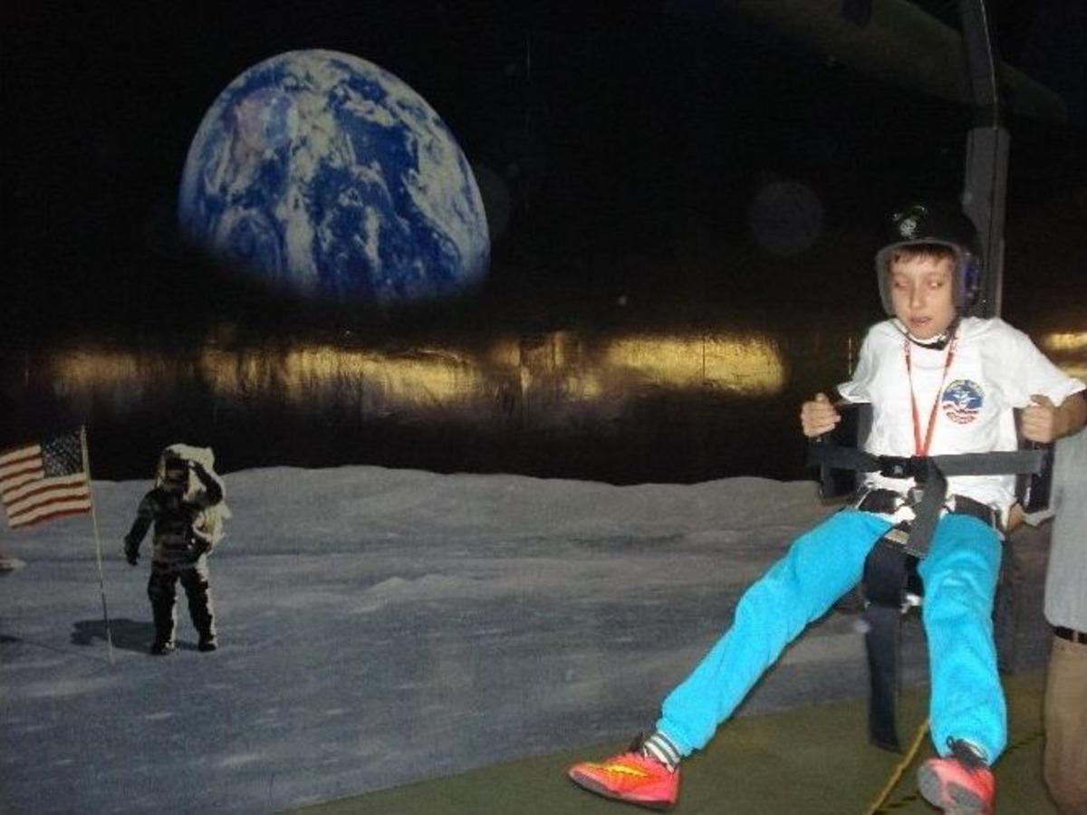 &Ouml;ğrenciler Uzay Kampında