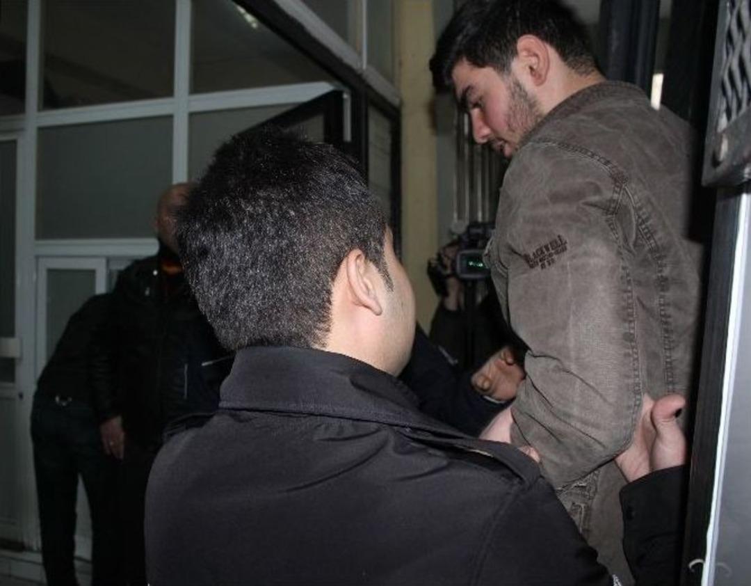 Dhkp-c Operasyonunda G&ouml;zaltına Alınan Zanlılar Sağlık Kontrol&uuml;ne &Ccedil;ıkarıldı