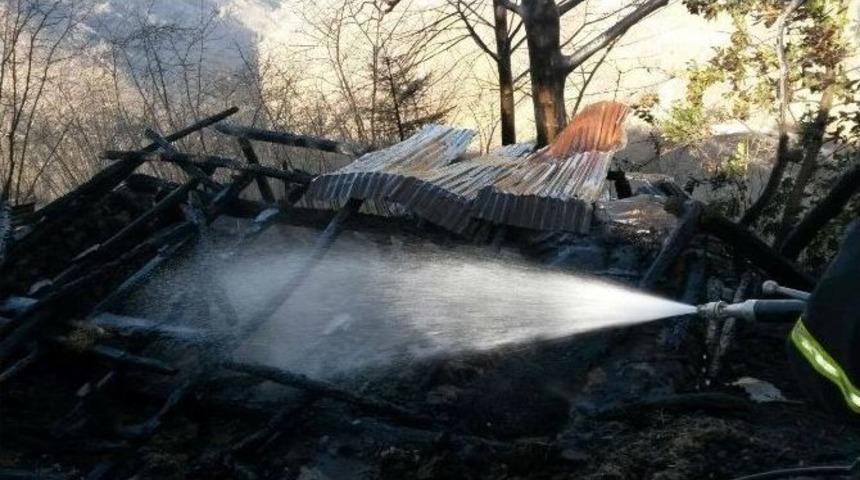 Ordu’da Samanlık Yangını Korkuttu