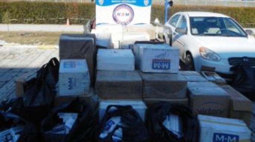 Polis, 25 Bin Paket Ka&ccedil;ak Sigara Ele Ge&ccedil;irdi