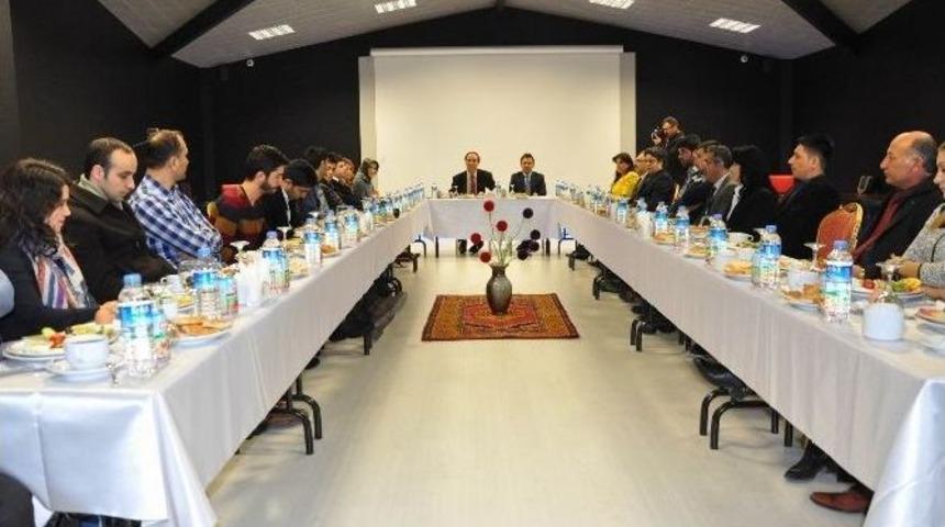 Turizm Yatırım, İşletme Belgeli Otel Ve Restoranlarla Değerlendirme Toplantısı