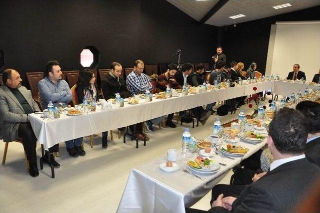 Turizm Yatırım, İşletme Belgeli Otel Ve Restoranlarla Değerlendirme Toplantısı