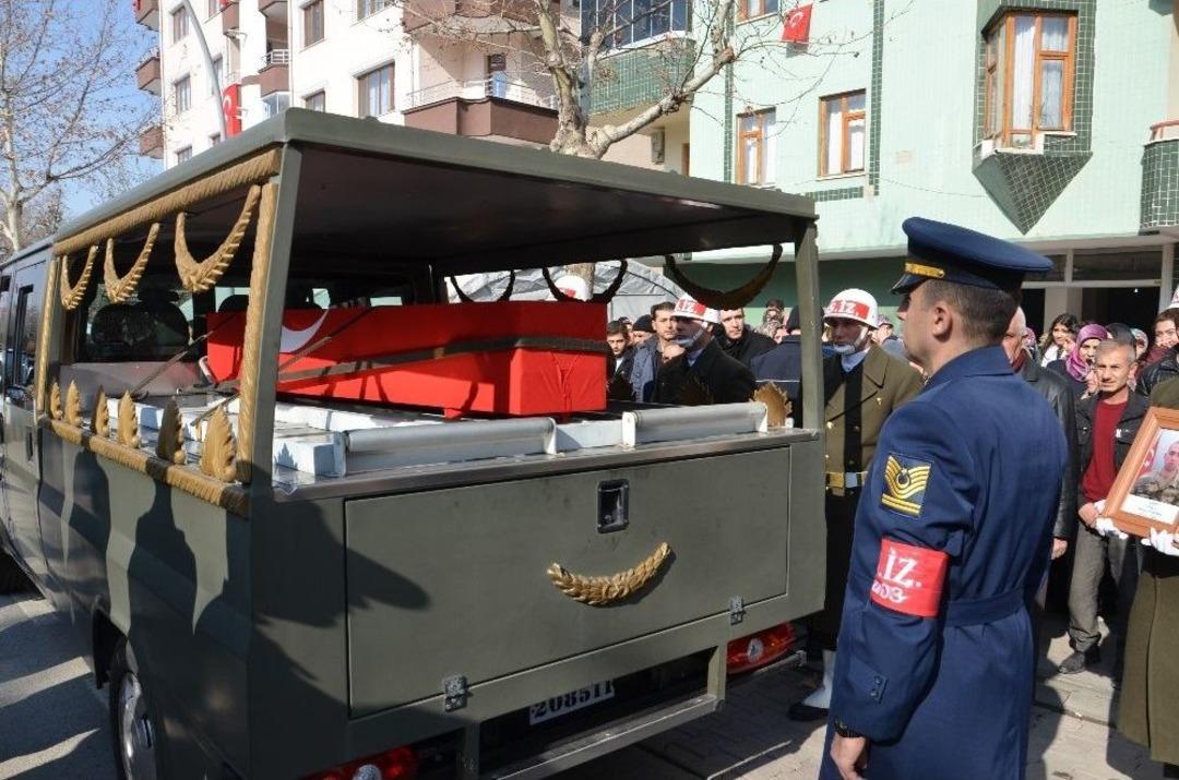 Şehit Mira&ccedil; G&uuml;rhan Son Kez Evine Getirildi