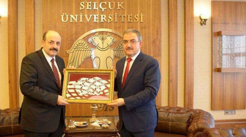 Y&ouml;k Başkanı Sara&ccedil;&rsquo;tan, Sel&ccedil;uk &Uuml;niversitesine Ziyaret