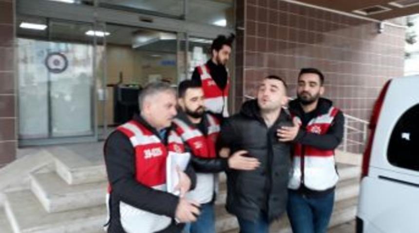 Osmanlı Ocakları İl Başkan Yardımcısı Bahri &Ouml;rnek&rsquo;e Ateş A&ccedil;an Zanlı Adliyeye Sevk Edildi