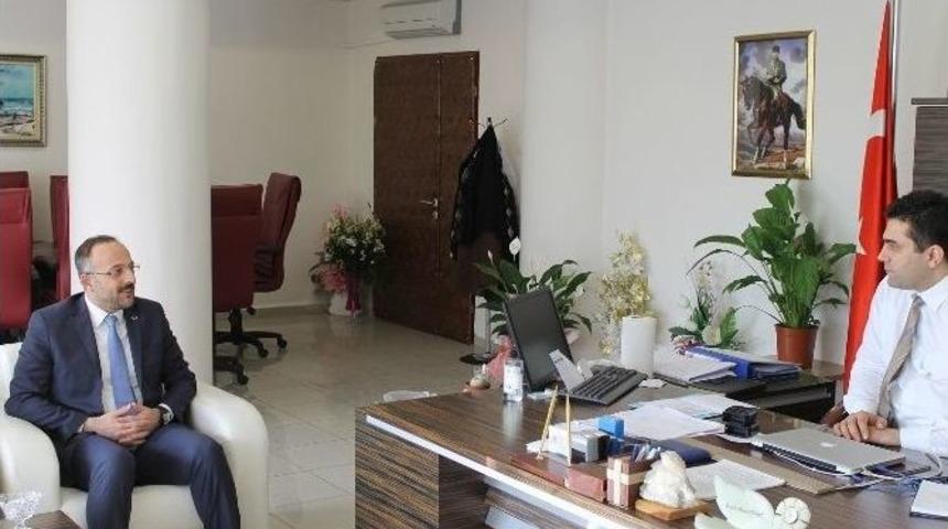 Yıldız’dan Doç. Dr. Tutanç’a Hayırlı Olsun Ziyareti