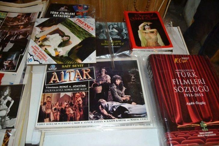 Yeşilçam Hatıraları Sokak Hayvanları İçin Açık Artırmayla Satıldı G2