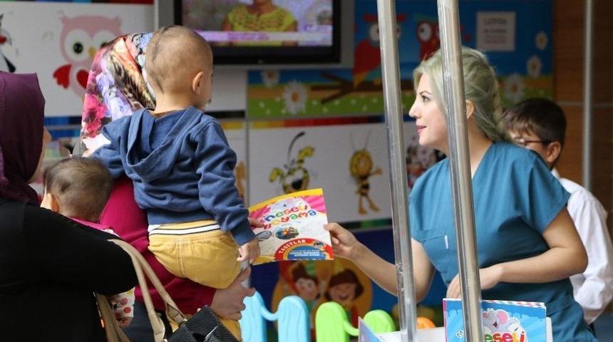 Kahta&rsquo;da Emzirme Haftası Etkinliği D&uuml;zenlendi