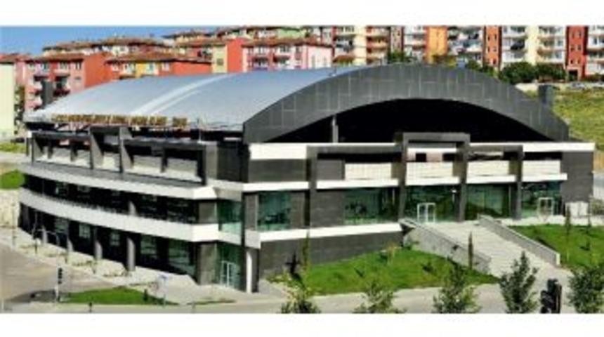 &Uuml;&ccedil; Mahalleye Dev Kompleks