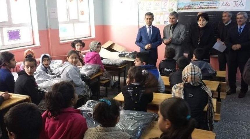 Adıyaman Lisesi &Ouml;ğrencilerinden &Ouml;rnek Davranış
