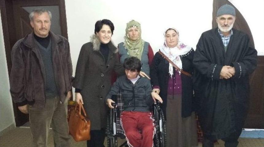 Mavi Kapaklar Engelli Sevde&rsquo;ye &Uuml;mit Oldu