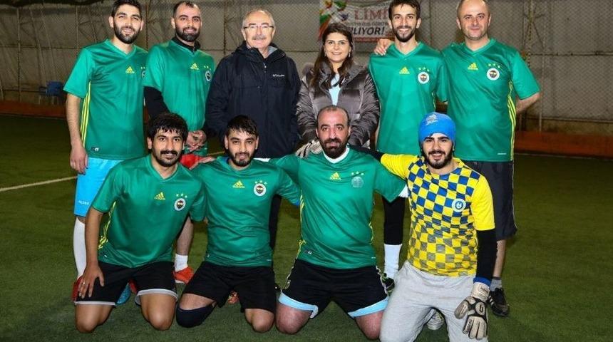 Mardinmasa İtfaiye Erleri Takımını Gol Yağmuruna Tuttu