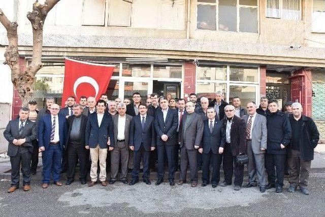 Başkan &Ccedil;elik, Y&ouml;r&uuml;k Sofrasına Konuk Oldu 1