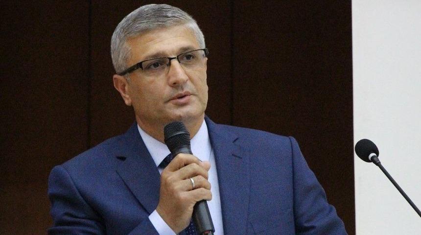 İlahiyat Dekanı Ve M&uuml;ft&uuml;den &Ouml;z Eleştiri