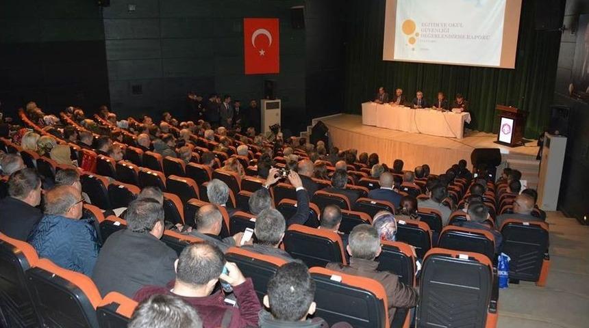 Niğde&rsquo;de Okul G&uuml;venliği Değerlendirme Toplantısı Yapıldı