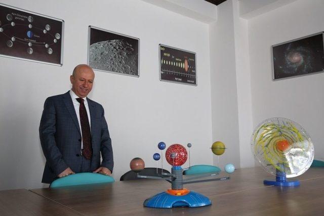 Başkan &Ccedil;olakbayrakdar, &ldquo;geleceğin Bilim Adamlarını Ve M&uuml;hendislerini Yetiştireceğiz&rdquo; 1