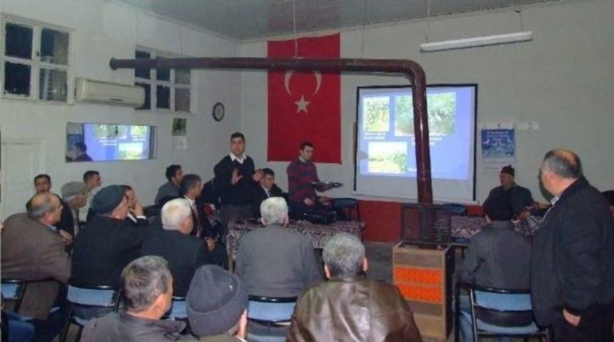 Kızıklı Da &Ccedil;ift&ccedil;ilere Domates Mildiyusu Anlatıldı