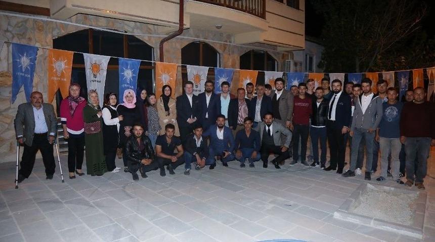 Ak Parti Gen&ccedil;lik Kolları Kongreleri Devam Ediyor