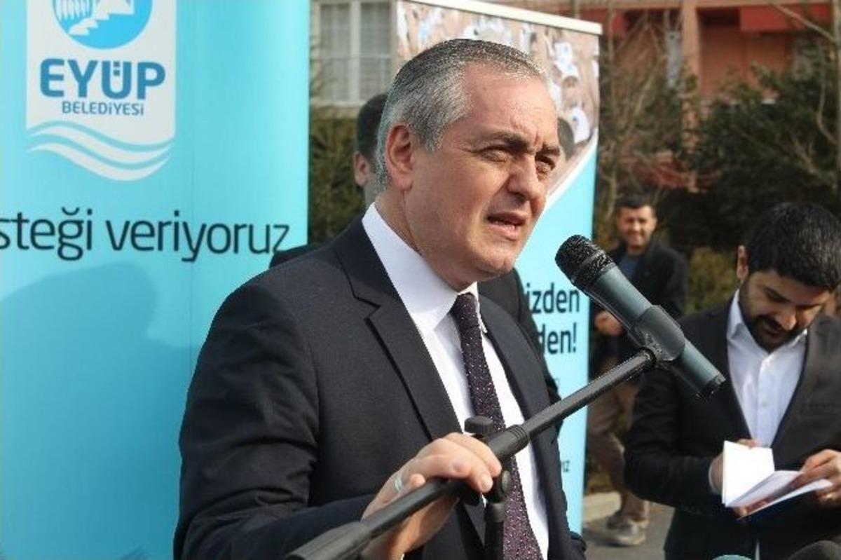 Ey&uuml;p Belediyesi&rsquo;nden &Ouml;ğrencilere Eğitim Desteği