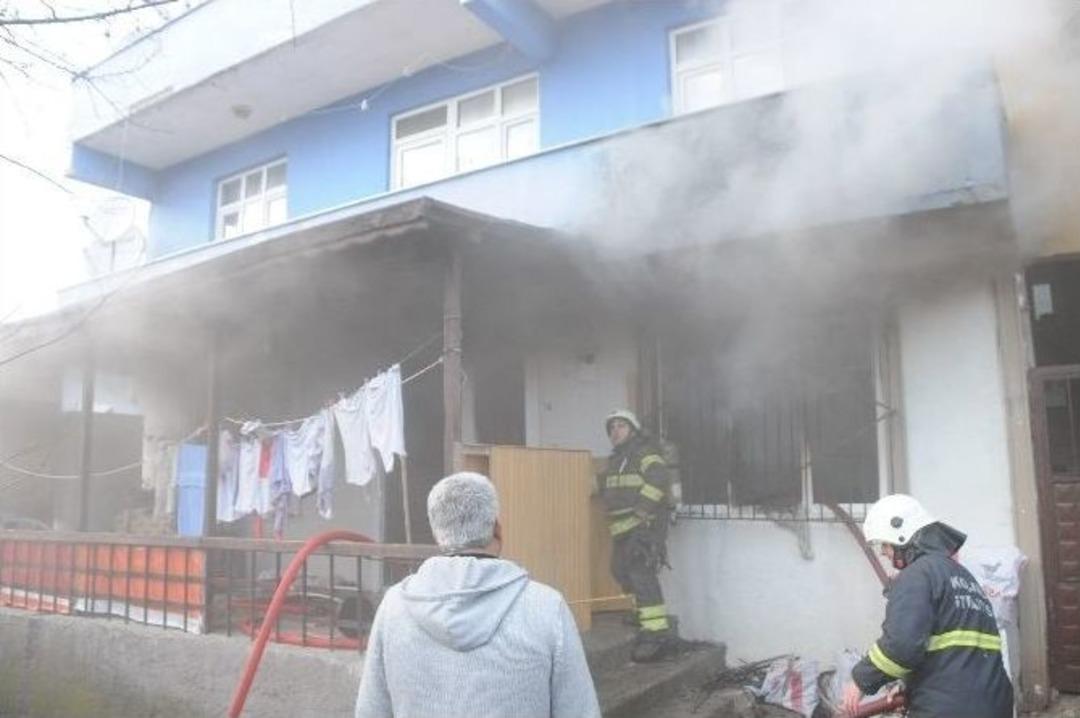 &Ccedil;amaşır Makinesi Evi Yaktı