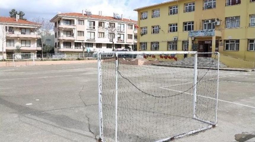 Sel&ccedil;uk Belediyesi&rsquo;nden Eğitime Destek