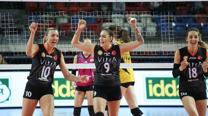 Eczacıbaşı Vitra, Derbiye Hazırlanıyor