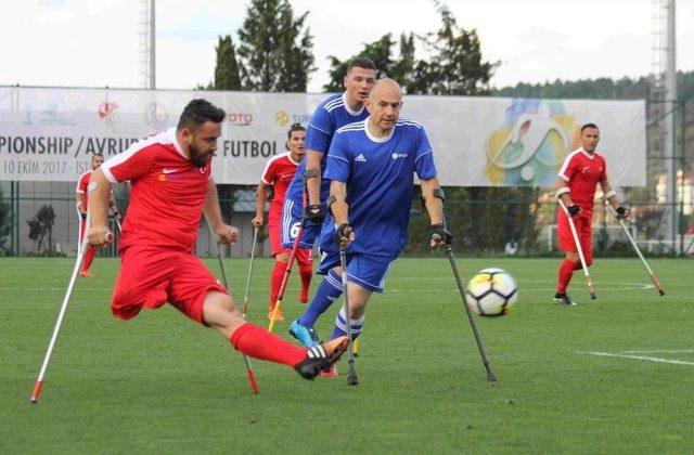 Ampute Milli Takımı Almanya’yı 7-0 Yendi