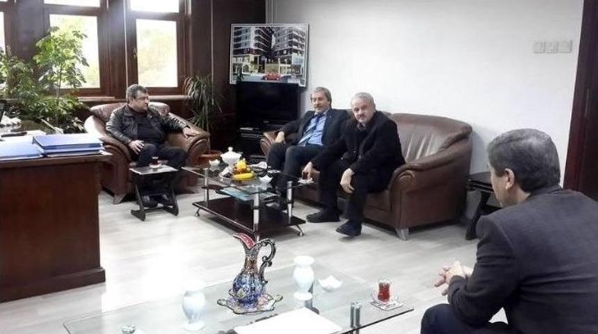 Kaymakam Ada&rsquo;dan Belediye Başkanı Şahin&rsquo;e Ziyaret