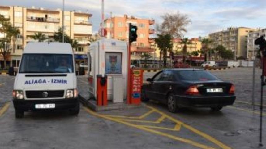 Aliağa&rsquo;da Park Sorunu &Ccedil;&ouml;z&uuml;l&uuml;yor