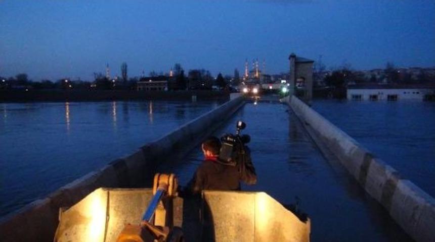 Edirne'de Taşkın Felaketi; Bir Mahallede 5 Bin Kişi Mahsur (4)