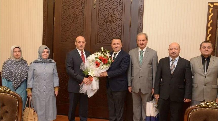 Din G&ouml;revlileriyle Vali &Ccedil;ift&ccedil;i Bir Araya Geldi.